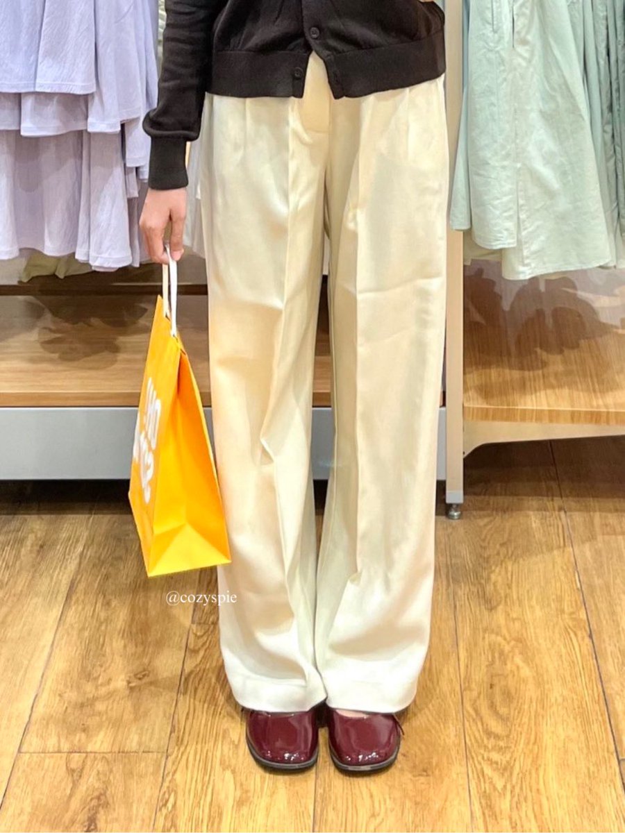 cozyspie's tweet photo. GUYSSS… kalo cari celana buat lebaran tapi tetep bisa dipake daily, this one is APPROVED, masuk ke semua outfit, aman banget👍🏻💯 https://t.co/eBMiEyghvK