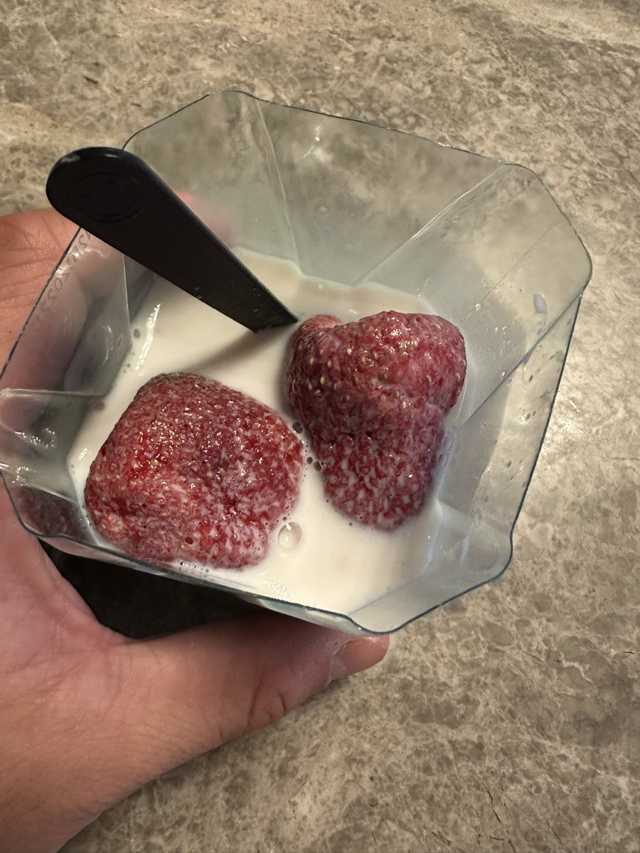 餅乾🍪 tweet media