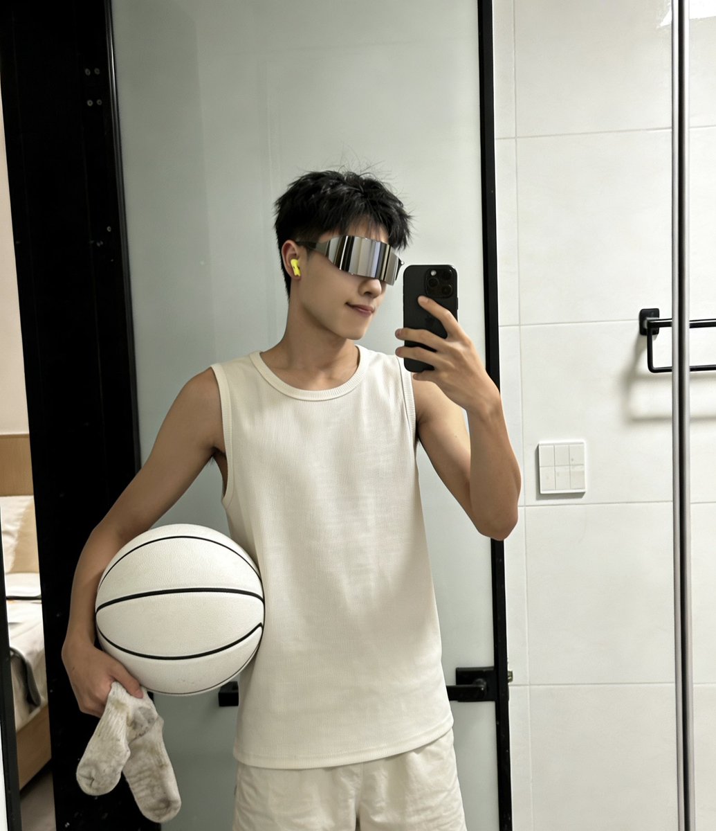 有想吃袜子的宝宝吗