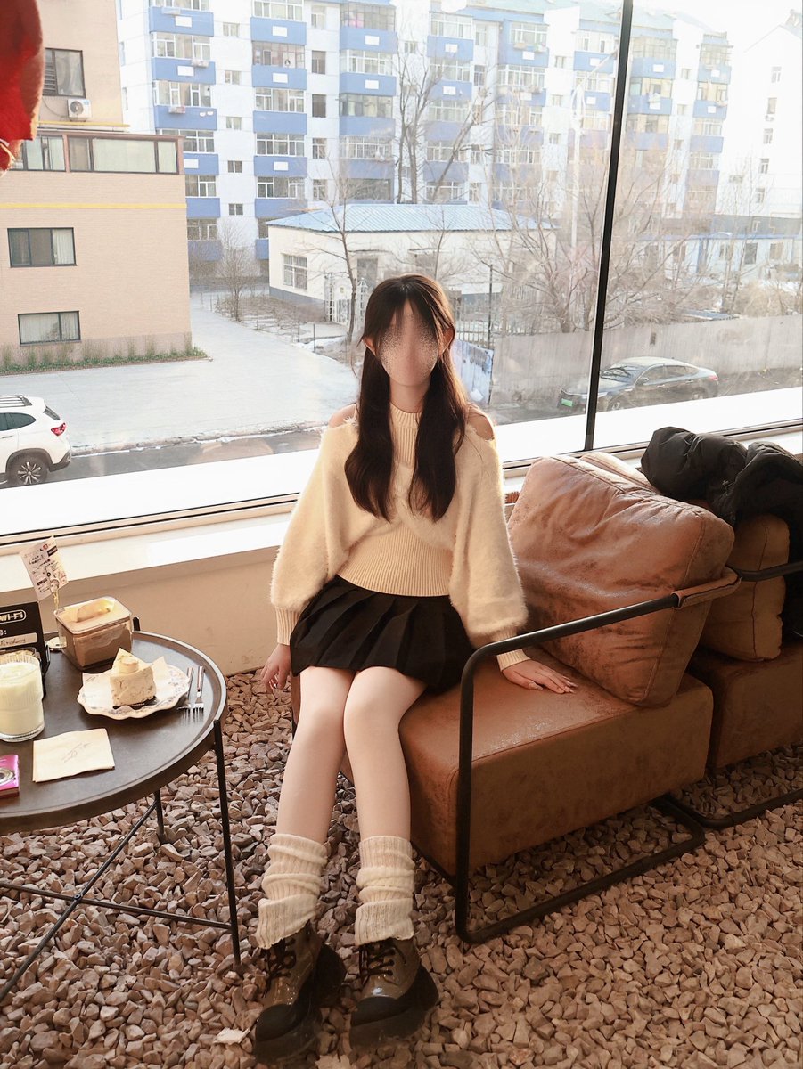 小绫 tweet media