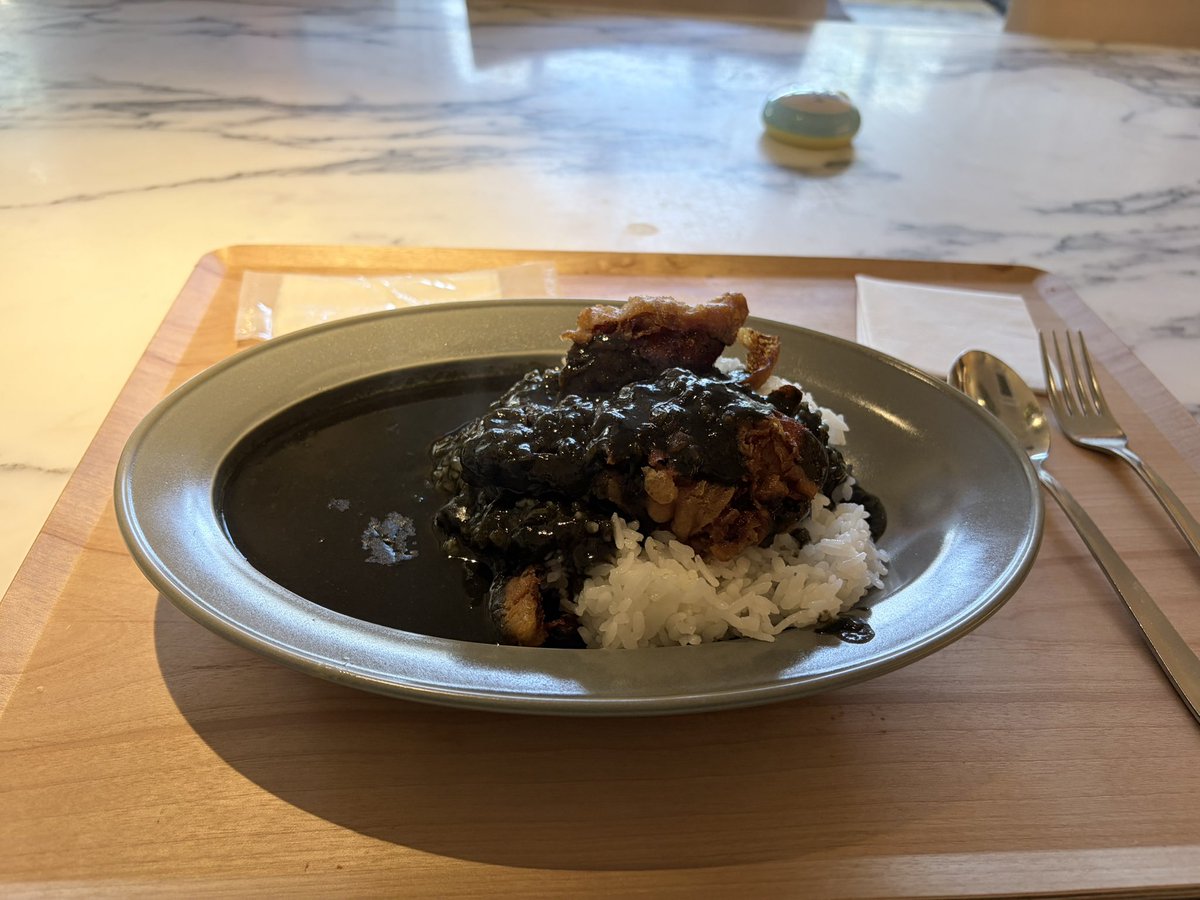 Shin_Yamamoto21's tweet photo. #DDASHHACKS #DDASH 

ハッカソンの昼飯 https://t.co/xdrT7pX60V