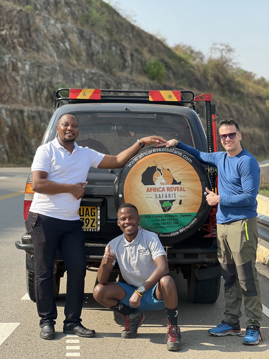 The_Ugandan_Boy's tweet photo. Sweet day 004/10
C/o @RevealSafari 
We are professionals 👊❤️ https://t.co/Hx9keX4D96