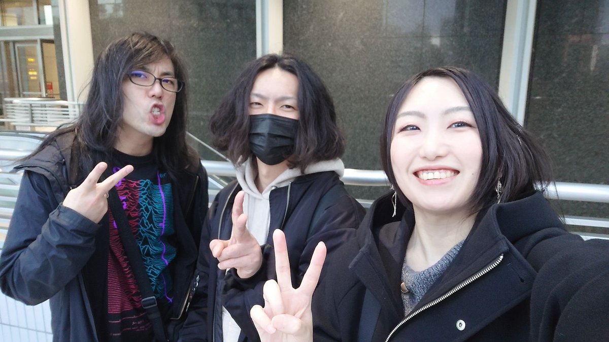 Phantomenace tweet media