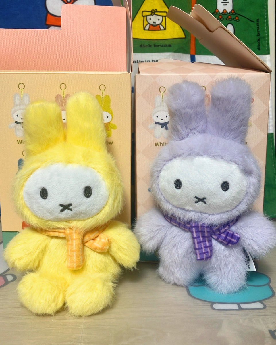 いただきものです！
ふわふわでめちゃ可愛い☺️
ちょっとお顔が違うのがツボ()