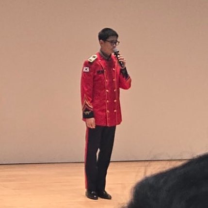 쟤🍑 (@p_jh_l) on Twitter photo 