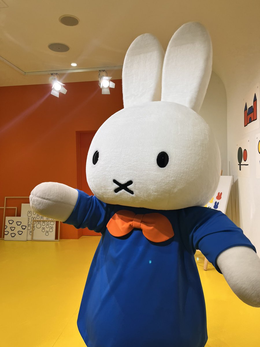 87_tera's tweet photo. ハウステンボスでミッフィーさんに会った https://t.co/b1p7GzmvEz