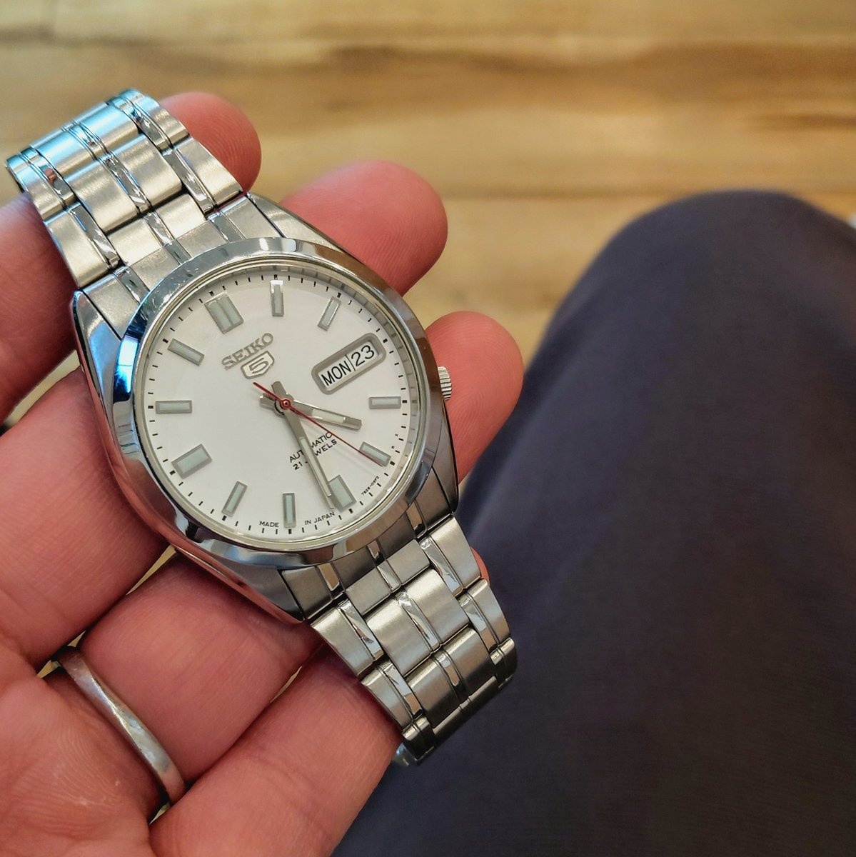 lee11325r's tweet photo. 今日は国産の気分でした #SEIKO https://t.co/qwlYkHxW0w