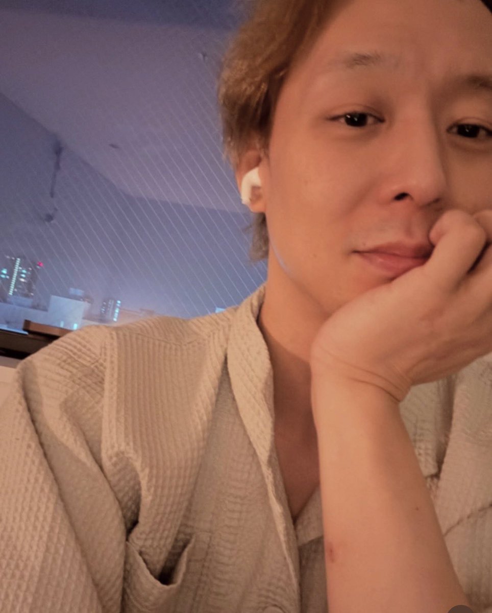 USEN 推し活リクエストでパク・ユチョンの『MOON』をリクエストしました！ usen.oshireq.com/song/6627855 #USEN推し活リクエスト #推しリク #パクユチョン #MAJ2026 #MAJ2026_推しリク #MUSICAWARDSJAPAN
生「MOON」が　カッコ良すぎでした
魅力に陶酔💓♥️❤

今夜も「MOON」をリクエスト📣🎵🌛