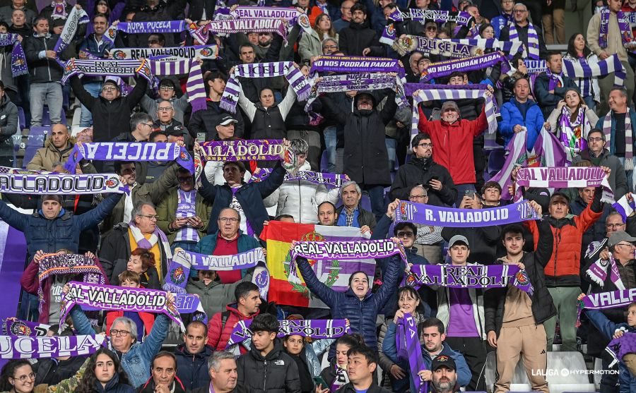MARCAvalladolid's tweet photo. 🟣 Info @MARCAvalladolid

👉 El @realvalladolid trabaja en estos momentos en preparar un buen ambiente para el importante partido del sábado ante la @SDHuesca en Zorrilla

🏟️ Entre las opciones, recuperar Fan Zone, promoción de entradas e incentivo de asistencia para abonados https://t.co/4Zf5MjKIRY