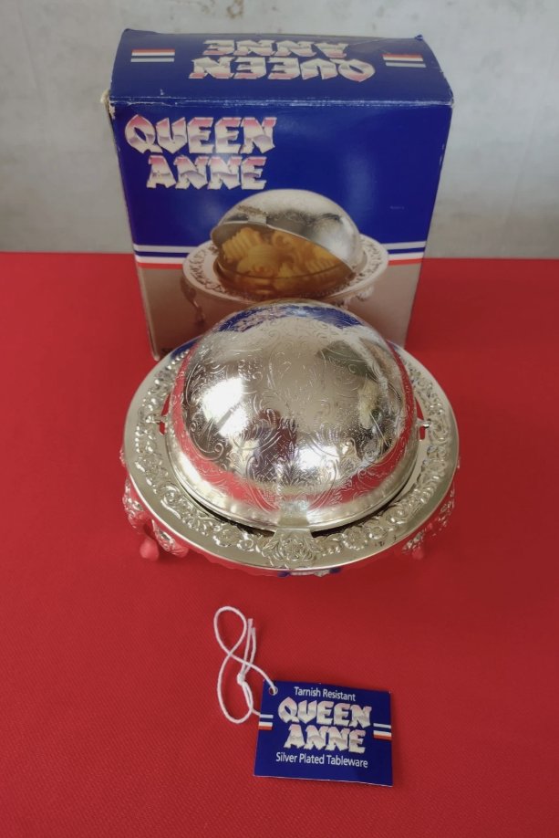InessaW29's tweet photo. https://t.co/47Dnz1UDsZ

VINTAGE Silver Plated Roll Top QUEEN ANN GLOBE DISH Dome shaped + Original Box

#MHHSBD #Globe #vintage #jewellery #interior #oldthings #interiordesign #decor  #MothersDay #motherslove  #ShopVintage #VintageFinds #decor #Box #Retro https://t.co/1dlRLTTpIh