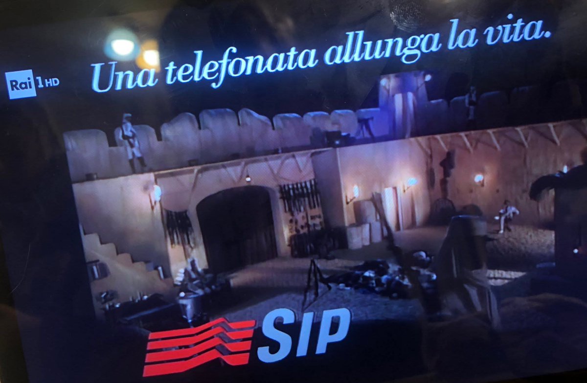 Internet Explorer tweet media