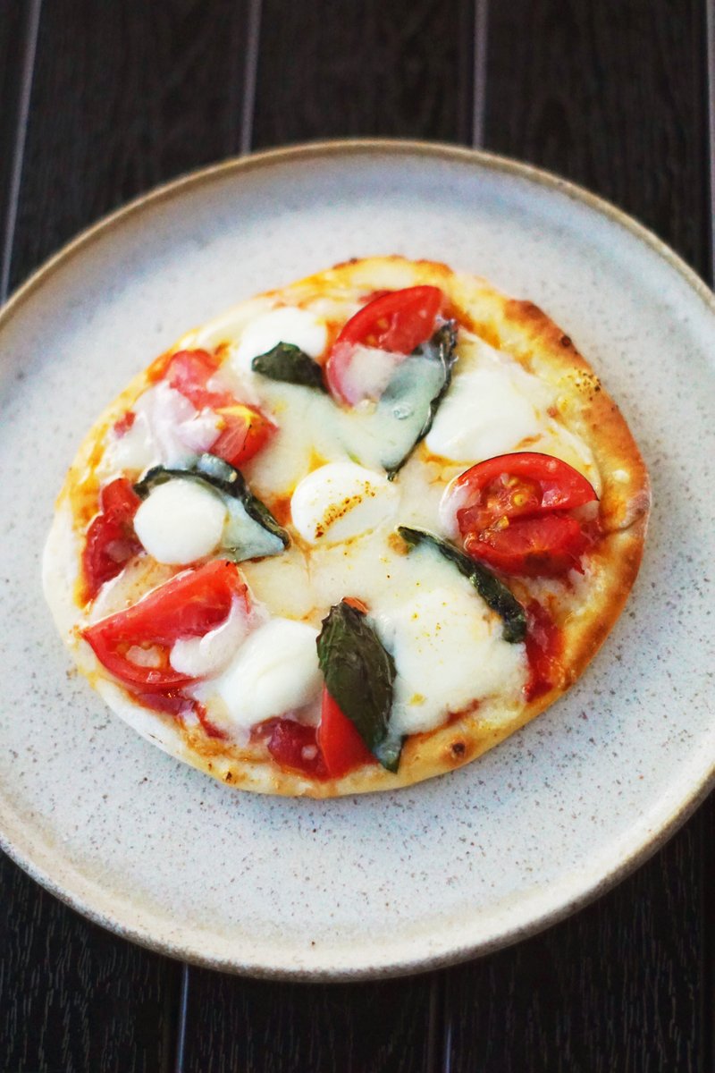 観音屋特製ピザ🍕】 こんにちは、ハーバーランドumieMOSAIC店です