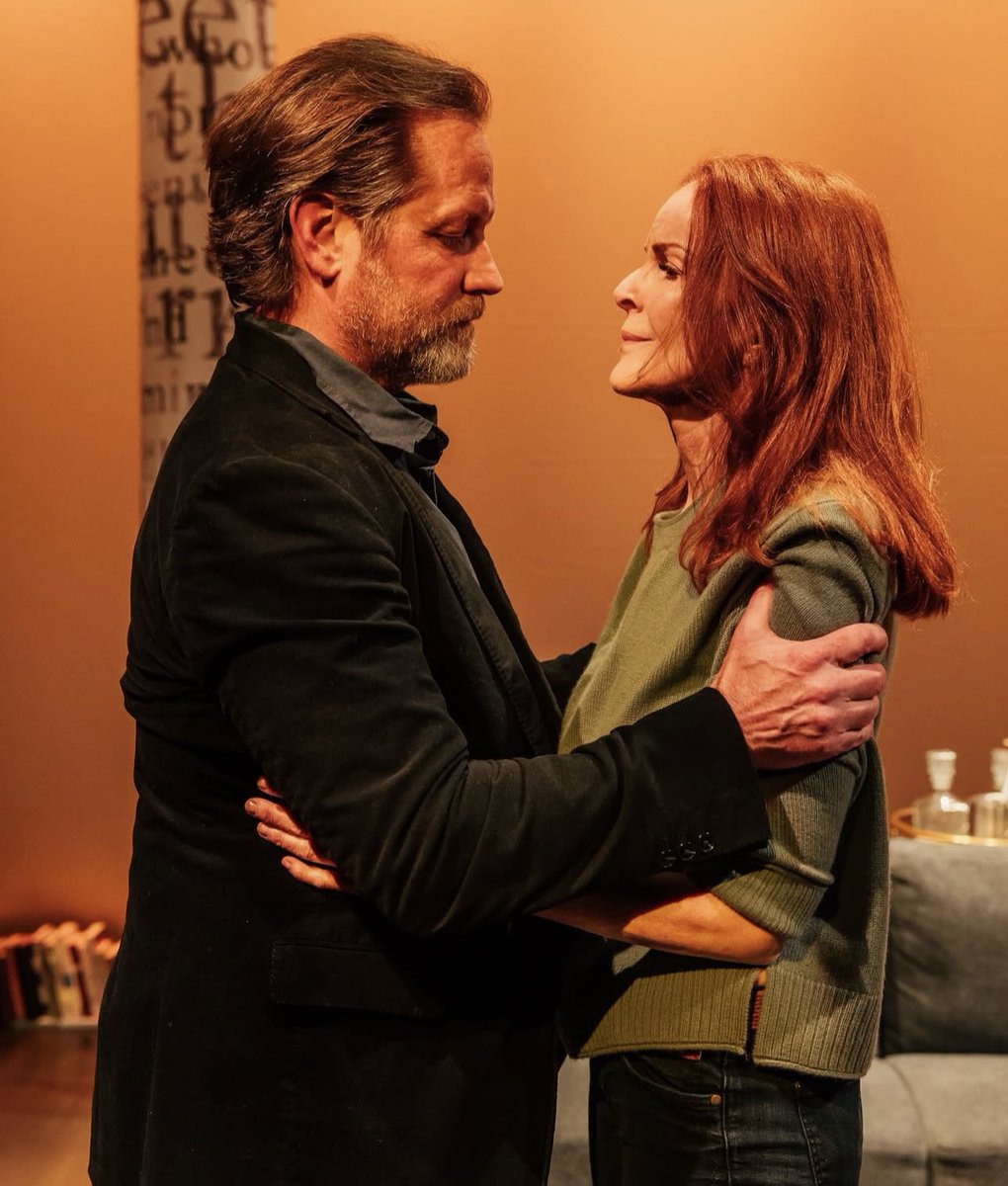 marciaupdates's tweet photo. Marcia Cross (@ReallyMarcia) in 'Honour'. 

Marcia is currently starring in Honour at the Ruskin Group Theatre in LA. The play opened on February 14th and runs through until March 22nd! https://t.co/uZ1730UK45