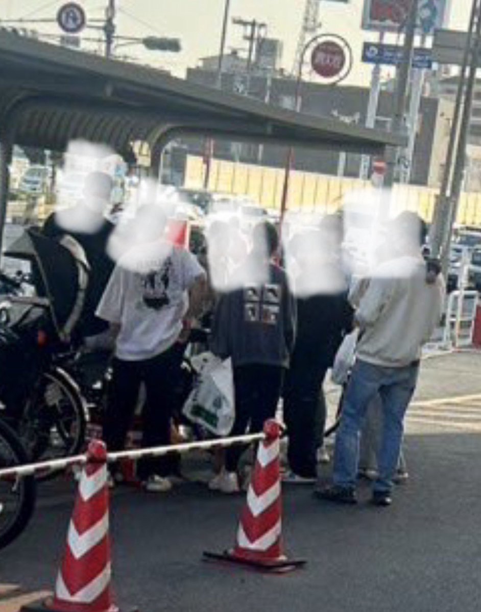ｼﾞｮｰｼﾝ岸和田
ﾙｰﾌﾟ勢

こいつらにほとんど持っていかれた

蹴り散らかすぞええ加減