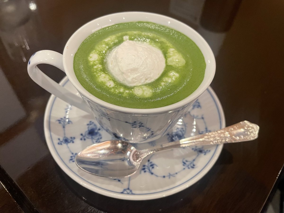 ___yukinote's tweet photo. 抹茶ラテ https://t.co/ZRt5e6Y3pA