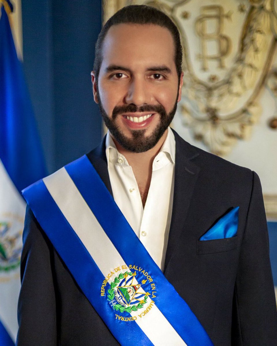 TodaysNewsco's tweet image. 🚨 NEWS ALERT

President of El Salvador, Nayib Bukele:

“There is no such thing as a state that cannot deal with criminals.

If a state fails to defeat crime, it is because it is complicit.”