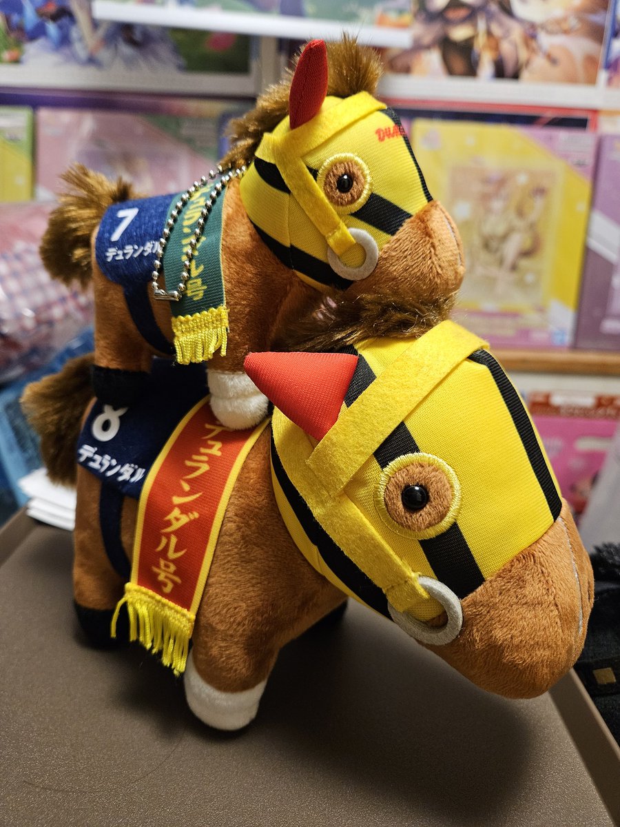 去年、ぱかライブにデュランダルが出走した時に視聴しながらJRAガチャ