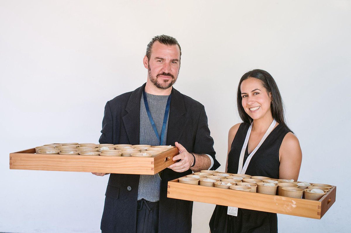 Ashotel's tweet image. 💥 Javi García, organizador de bodas en @LaLagunaGH, nos cuenta en esta entrevista de #ElblogdeAshotel, cómo es su día a día: “Qué suerte que te paguen por hacer feliz a la gente”. 

👉 blog.ashotel.es/.../con-15-ano… #Trabajoenunhotel #weddingplanner #bodas #hoteles