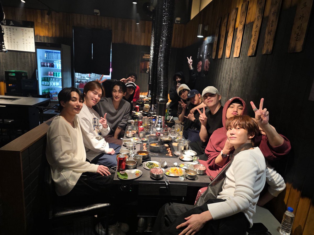 something about seventeen having their monthly get together and us only having known about it a day later but we still get a group photo of them 🥹 i just love it so much