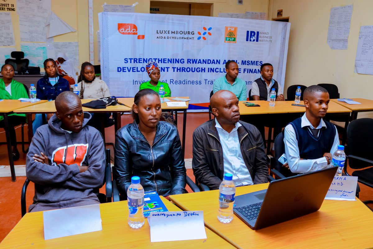 BusinessImanzi's tweet image. Day 6️⃣ began with a quick reflection on key lessons from Day 5️⃣ 🌱

Participants shared powerful insights on the importance of digital skills and proper data management in strengthening agri-business operations and growth. 📊💻

#AgriMSMEs #DataManagement #DigitalSkills