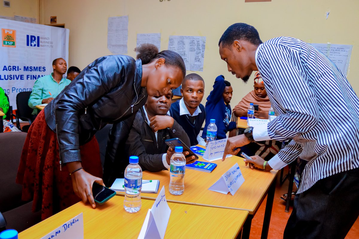 BusinessImanzi's tweet image. Day 6️⃣ began with a quick reflection on key lessons from Day 5️⃣ 🌱

Participants shared powerful insights on the importance of digital skills and proper data management in strengthening agri-business operations and growth. 📊💻

#AgriMSMEs #DataManagement #DigitalSkills