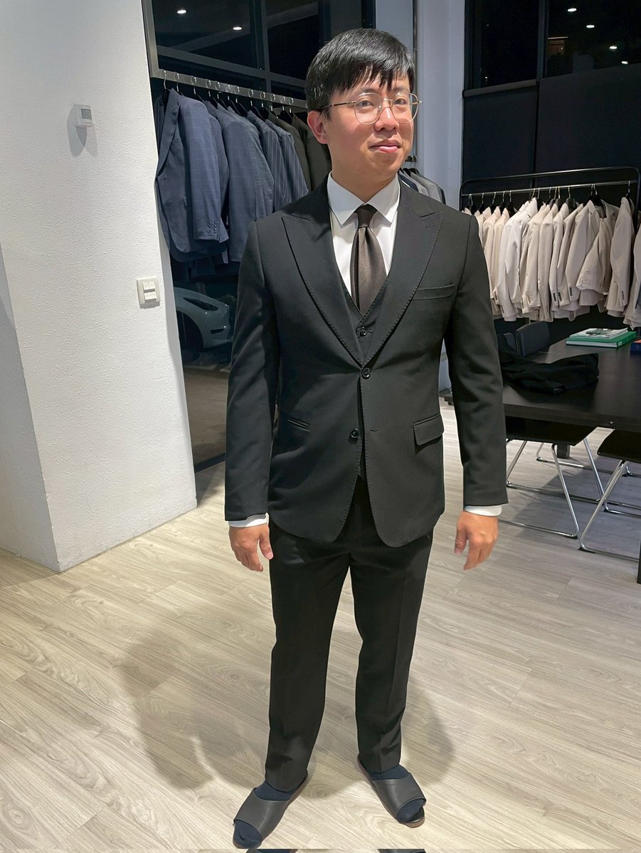 哲學的哲 tweet media