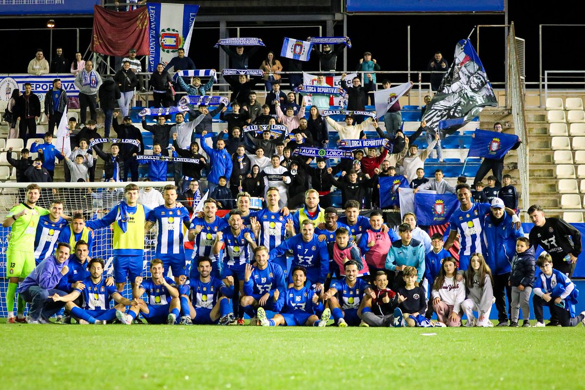 Feliz lunes, lorquinistas 😁