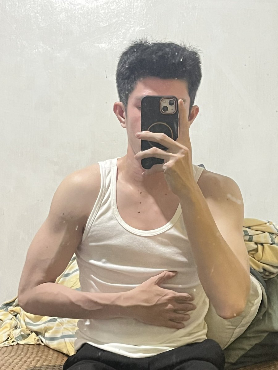 xrisych's tweet photo. Rest day kuno. https://t.co/fuFO0oINhJ