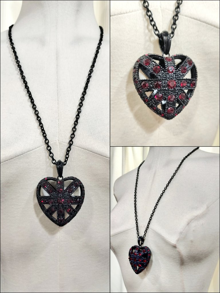 🎩Deorart🎩 ✨新作入荷✨ ︎🤍BY1186ハートビッグチャーム ネックレス