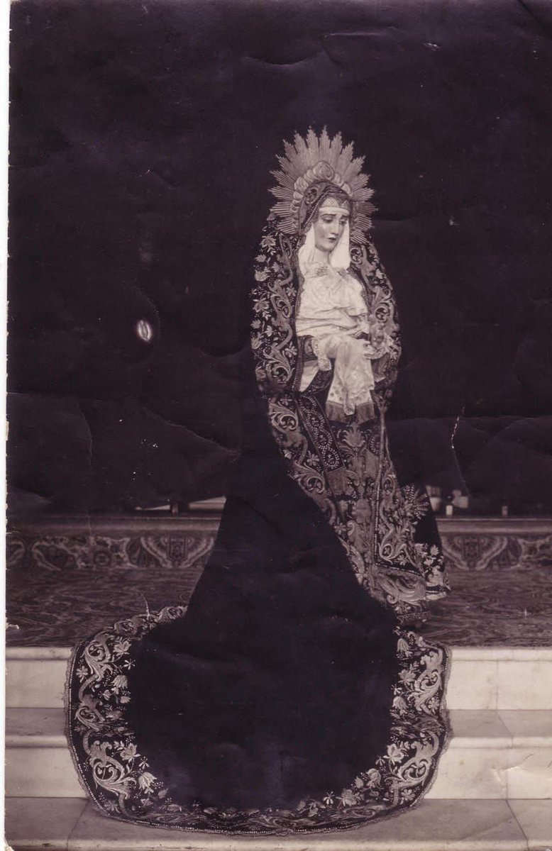 VESTIMENTA EXTRAORDINARIA
VÍA CRUCIS DE LAS HH. Y CC. DE CÁDIZ

facebook.com/share/1AxSPCRo…