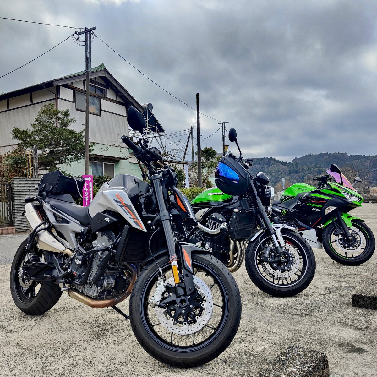 790Duke_MY2023's tweet photo. 今日からダムツーリングを始めて、早速ダムカードをゲットしてきた
早咲きの桜も見れて充実
#ktm #ktm千葉 #我々はオレンジ https://t.co/bUQxS57Rnh