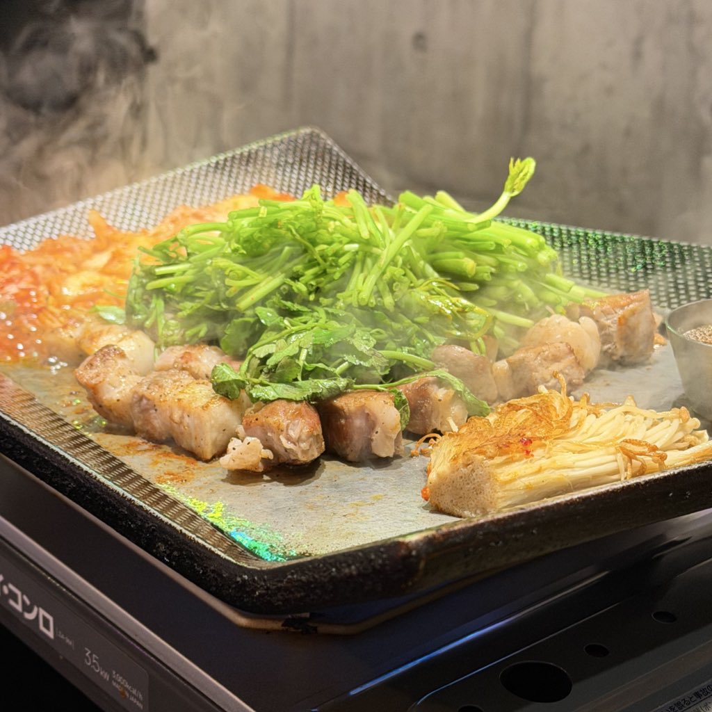 yees6682's tweet photo. 2月たのしかった美味しいものいっぱい食べた 🌉♩ https://t.co/98fzrSFUMK