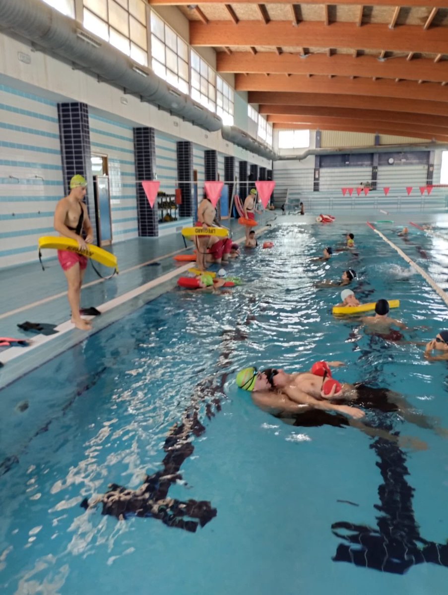 🌊♻️ Fin de semana de reciclaje en Socorrismo Acuático ♻️🌊

Para garantizar la efectividad de nuestros futuros #SOS, es fundamental que cuenten con la capacitación y experiencia necesaria. #FormaciónSOS #SocorrismoAcuatico 
#Rescate