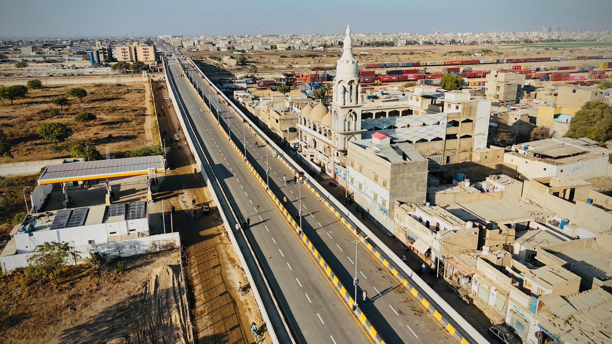 GuRabail's tweet photo. کراچی سندھ حکومت اور پاکستان پیپلز پارٹی کی قیادت میں ترقی کی راہ پر گامزن ہے۔ ترقیاتی منصوبوں سے لے کر افتتاحی تقاریب تک، ہم اپنے شہر کے لیے ایک بہتر مستقبل تعمیر کر رہے ہیں۔
چیئرمین بلاول بھٹو زرداری کے ساتھ مل کر ہم مضبوط اور خوشحال کراچی کی طرف آگے بڑھ رہ
#HamaraKarachi https://t.co/88rq5VimgJ