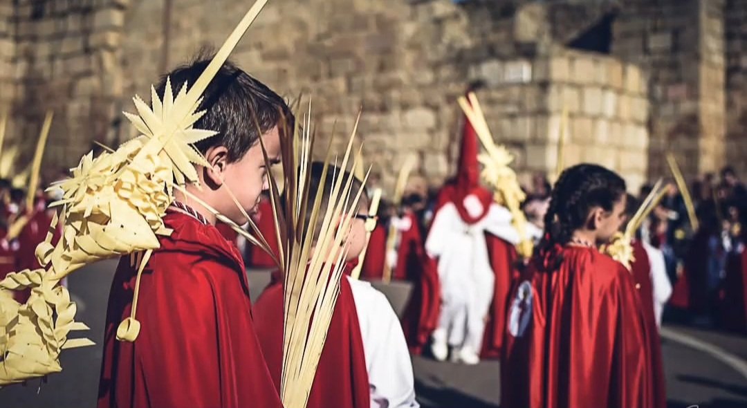 Cofradía Infantil tweet media