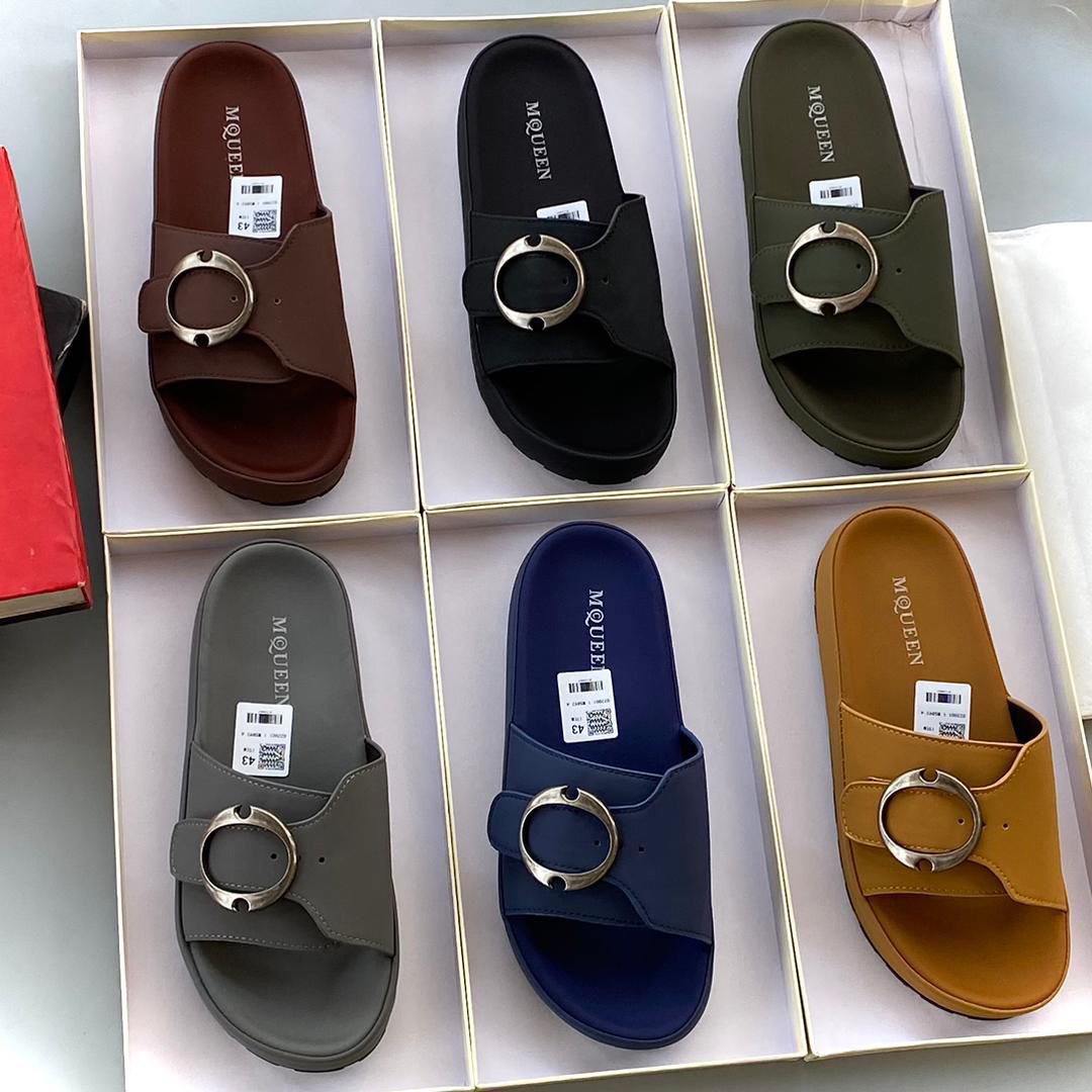 efficacy__'s tweet photo. Looking for where to shop unique slippers? Then we are you best plug👌 let cater for your slippers need like you in a daycare😁 
Frame 1: #41,000 (40-46)
Frame 2: #46,000 (40-46)
Frame 3: #41,000 (40-46)
Frame 4: #41,000 (40-46)
You can check media to see more unique items.. https://t.co/qWcoQy4BPz