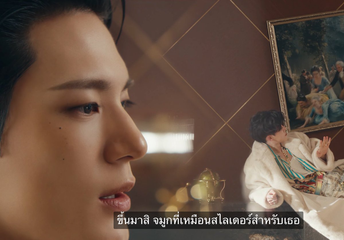 อันนี้โคตรรรรรรรรรรรรรรรรรรรร จมูกที่เหมือนสไลด์เดอร์ เอ้อเอาสิ ใครจะดั้งโด่งเท่านี้วะ