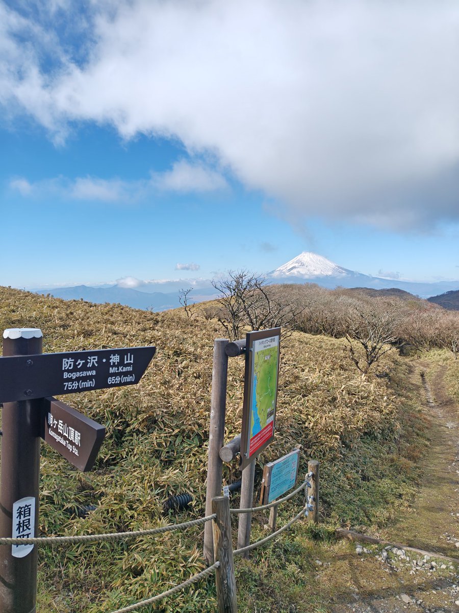 mugiten's tweet photo. 富士山の日 https://t.co/q2IWlTgc4e