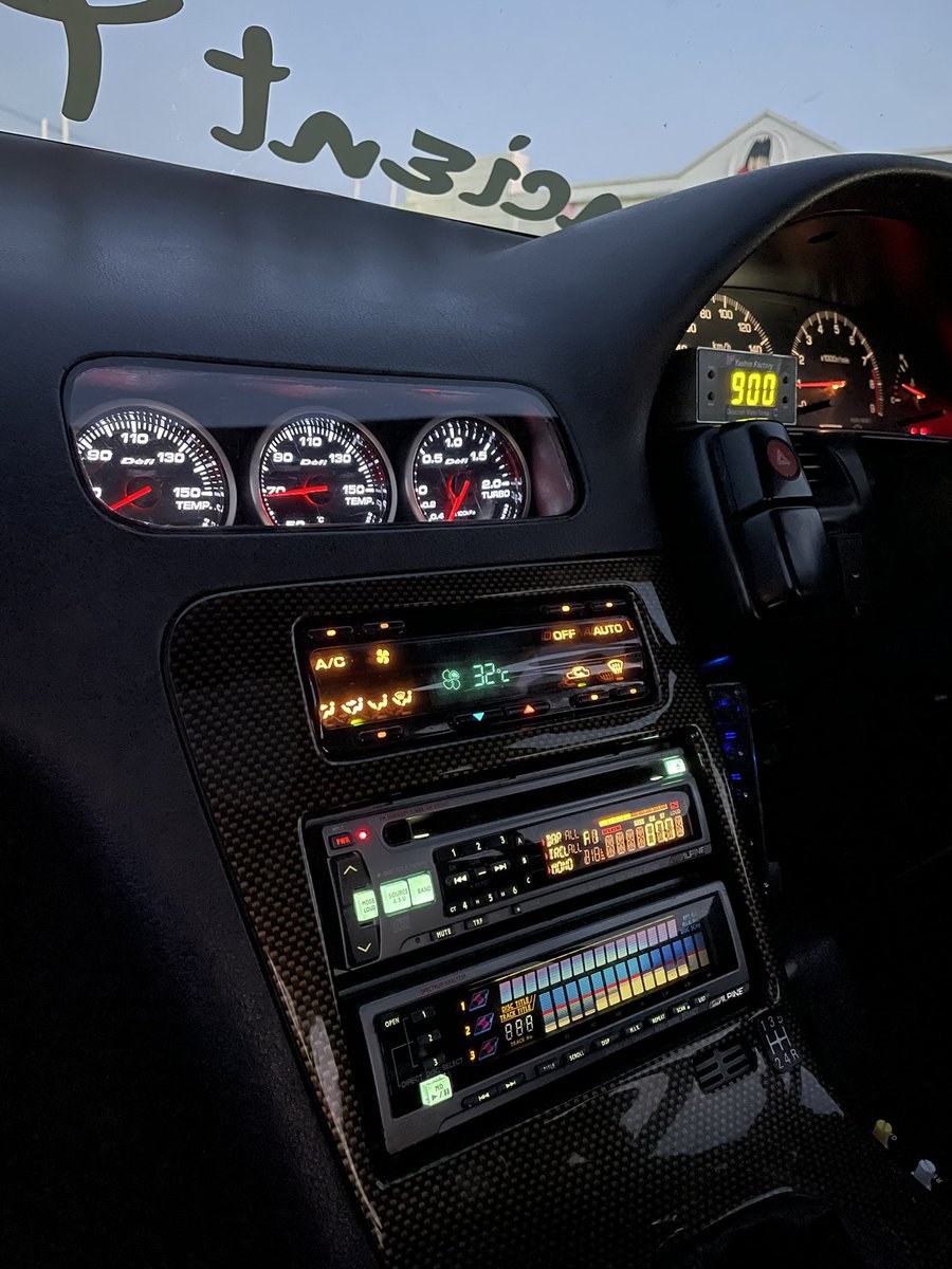 るり 5/4 FenderistM tweet media