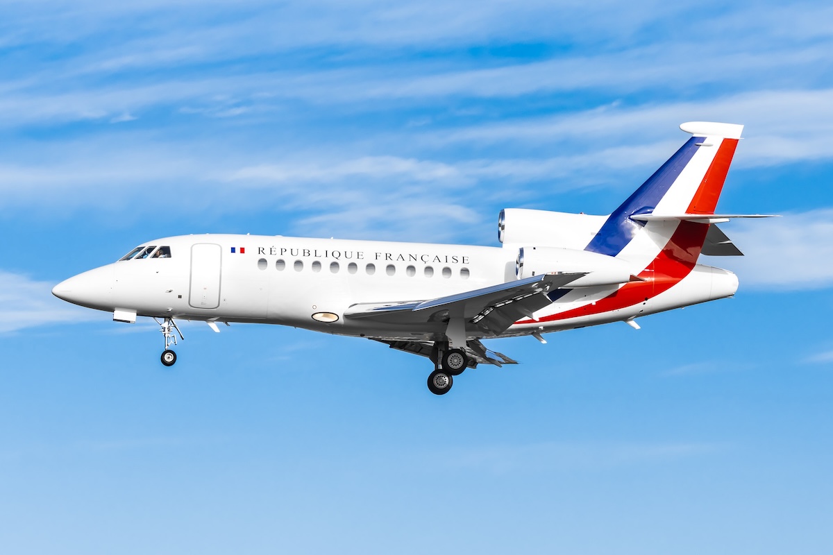 FlottePresident's tweet photo. 🛫 Un Dassault Falcon 900EX EASy 🇫🇷 République Française vient de décoller près de Villacoublay/Vélizy, France.
Vol #CTM003, immatriculation #FRAFS.
Suivre le vol : https://t.co/1fnGz8CWuq https://t.co/t1jswwGVj6