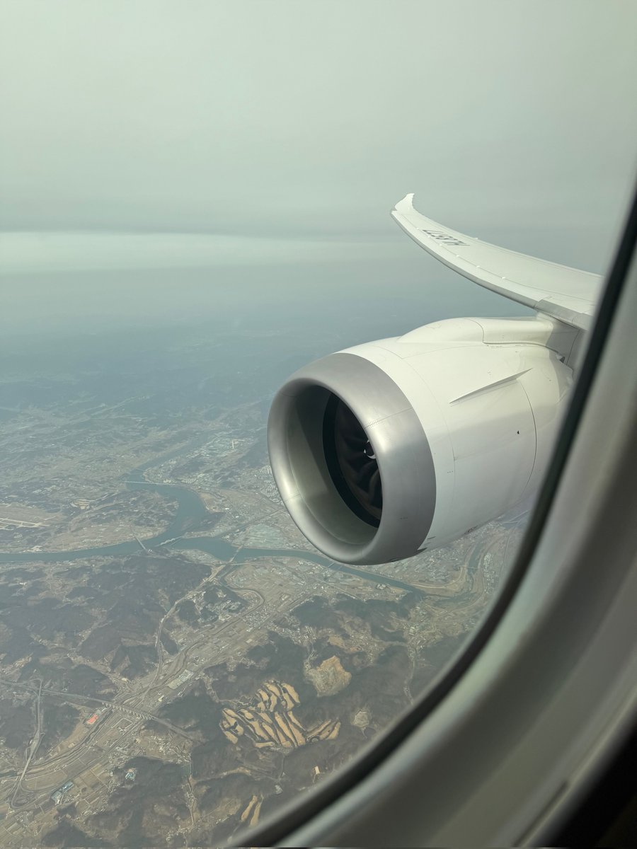 260223 #QWER #시연 위버스 포스트

비행기가 대따 크다
#이시연 #SIYEON #시요밍 #しよみん