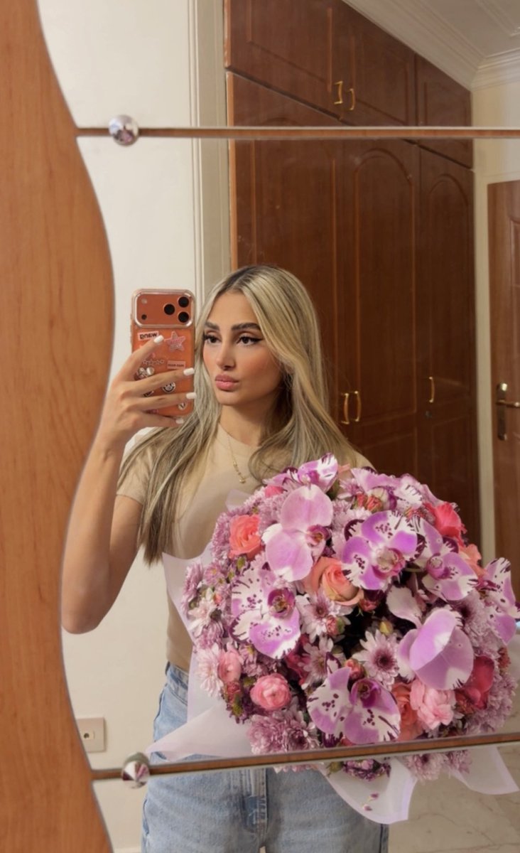 🦋rozhina🦋 tweet media