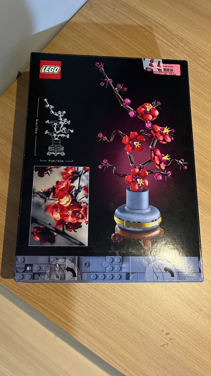 ttransmart's tweet photo. WTS LEGO PLUM BLOSSOM ORI, masih segel belum kebuka samsek, harga beli Rp.579.000 aku jual jadi Rp. 540.000 boleh nego
#zonauang #zonajajan #lego https://t.co/1L9u7R4Q4v