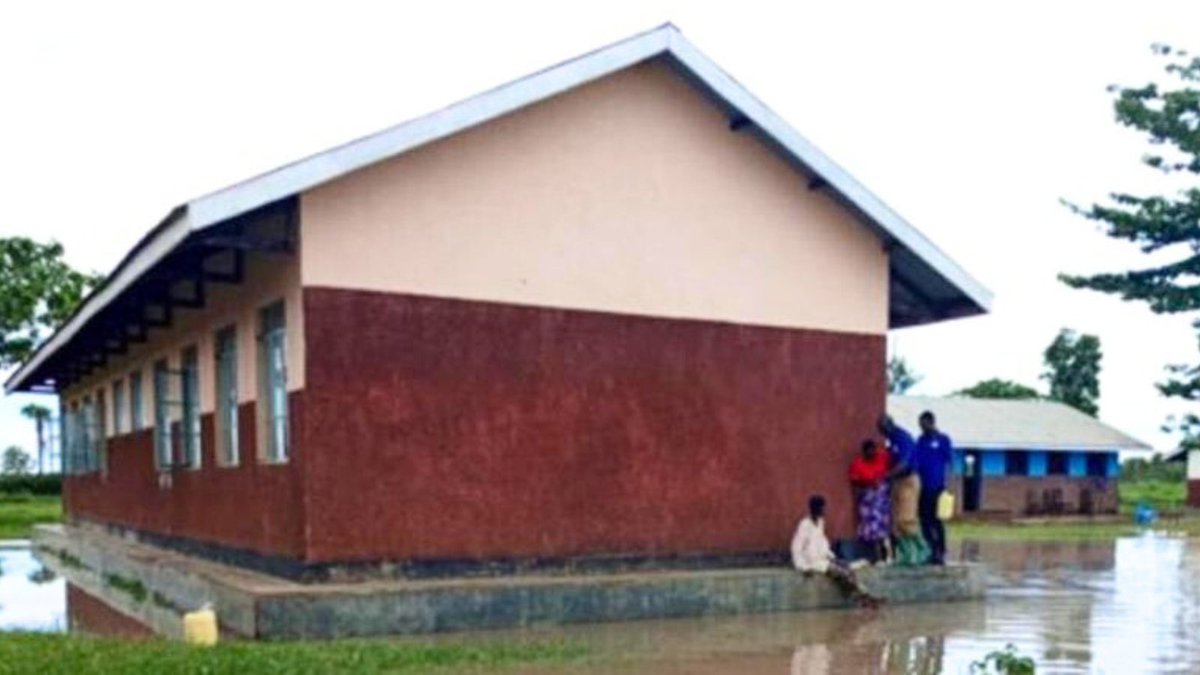 Backup_Uganda's tweet image. #ClimateChange hits #learners hard, and even harder for those with #disabilities.
What happens to them when disasters strike?
📘 The 5th Edition of the Inclusive Education Brief is finally here. Thank you for waiting!
Download and learn more: backupuganda.org/learning/
