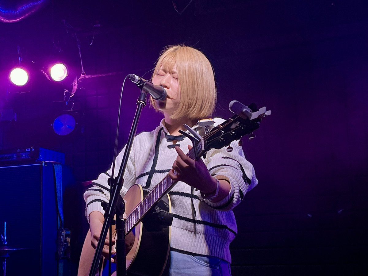 LR12224441's tweet photo. 2026.2.23(月·祝)
TIME CAPSULE 2026 Day2
BAR TONE 8.0
今日の歌う順番も良かったなあ
振り付けいっぱい永遠に可愛いぴこちゃんをトップに しっかり代打をやりとげた青葉ららさん 歌詞がすっと入ってくるパワフルボイスの加藤愛さん
3人がラストのL:crowさんに繋げた
#TCフェス2026 #Lcrow #タイカプ https://t.co/Tx8BG7acoL