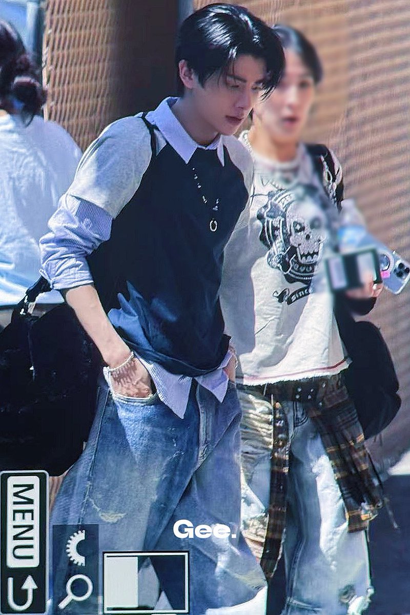 𝙅𝘼𝙆𝙀 𝙎𝙊 𝙁𝙄𝙉𝙀 𝙊𝙈𝙂 🫠
#제이크 #JAKE
#엔하이픈 #ENHYPEN