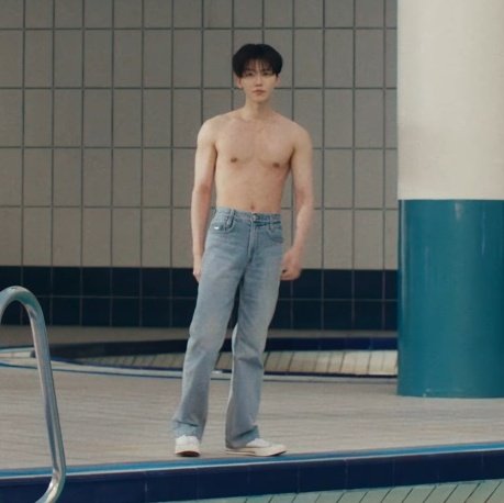 เขินหุ่นท่านอะ แบบทรงสี่เหลี่ยมมาก ถ้าวันไหน Bulk เพิ่ม กุตายยยยยยยยยยบยยย