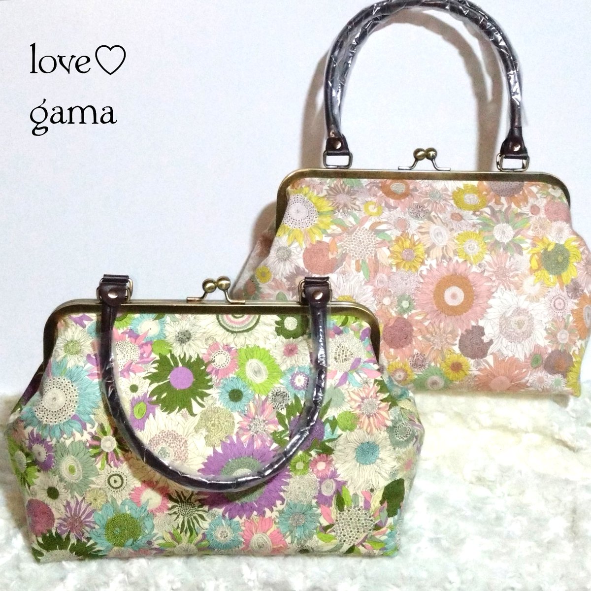 ❤持ち手付きがま口バッグ❤ Liberty スモールスザンナ 鮮やかな色使い