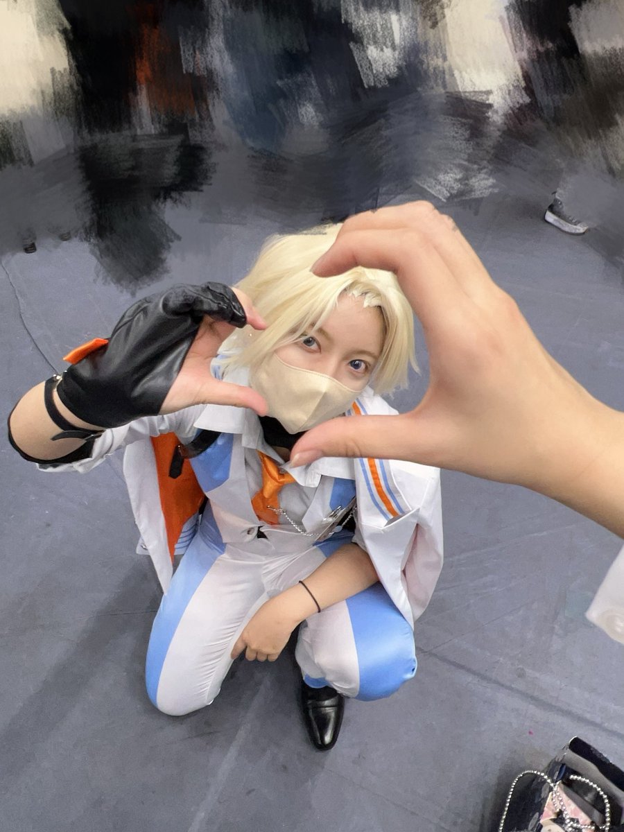 けいと tweet media