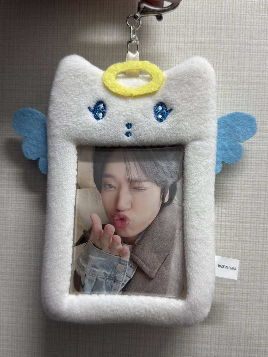 나도 생겼따
다이소 엔젤 홀더 💜